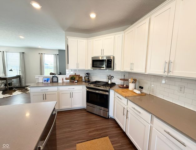 17260 Henslow Drive, Westfield, IN 46074
