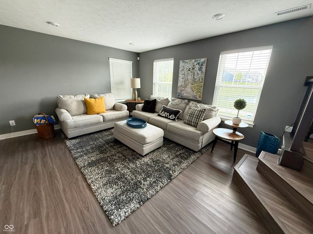 17260 Henslow Drive, Westfield, IN 46074