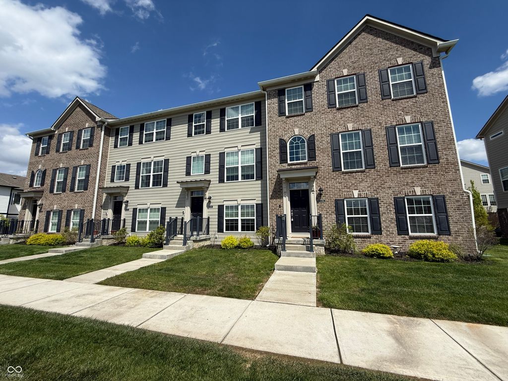 17260 Henslow Drive, Westfield, IN 46074