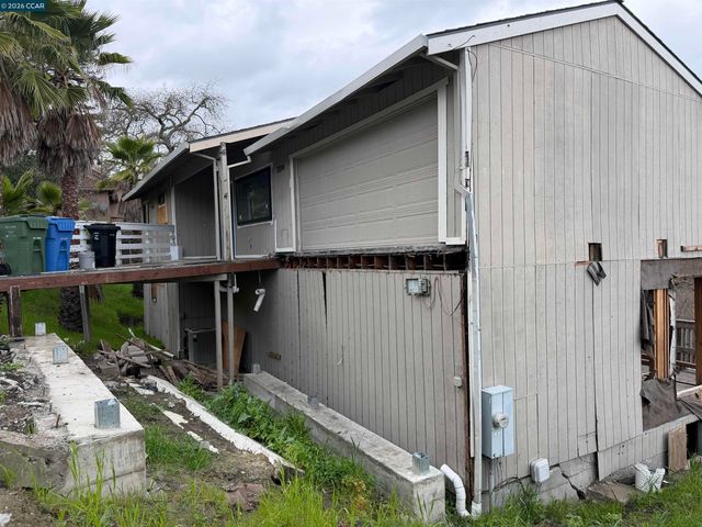 3314 Woodview Dr, Lafayette, CA 94549