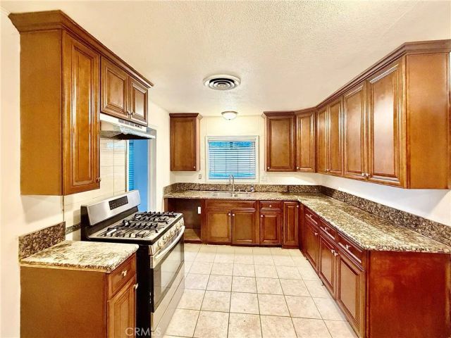 9492 Evergreen, Fontana, CA 92335