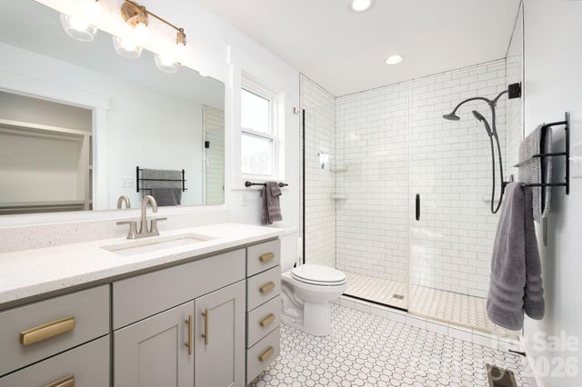 311 Hookers Gap Road, Candler, NC 28715