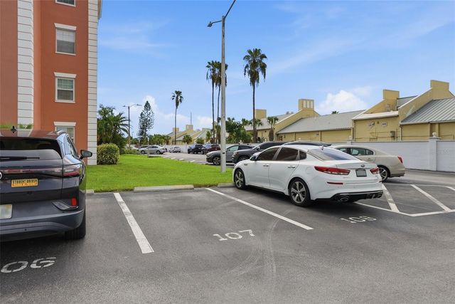 6800 20TH AVENUE N 505, St Petersburg, FL 33710