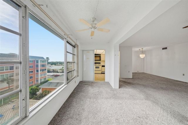 6800 20TH AVENUE N 505, St Petersburg, FL 33710