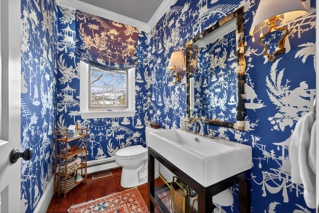 12 Lafayette Ave, Hingham, MA 02043