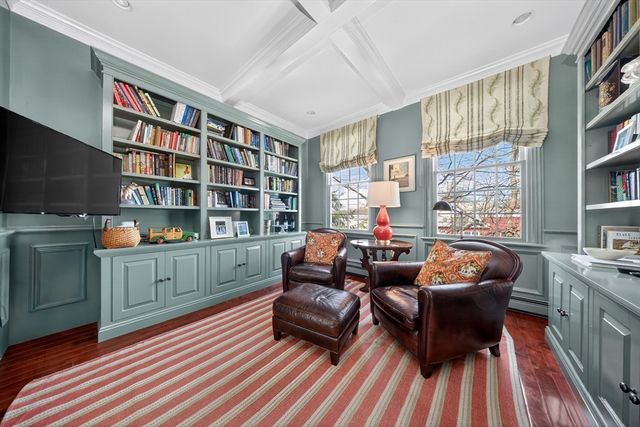 12 Lafayette Ave, Hingham, MA 02043