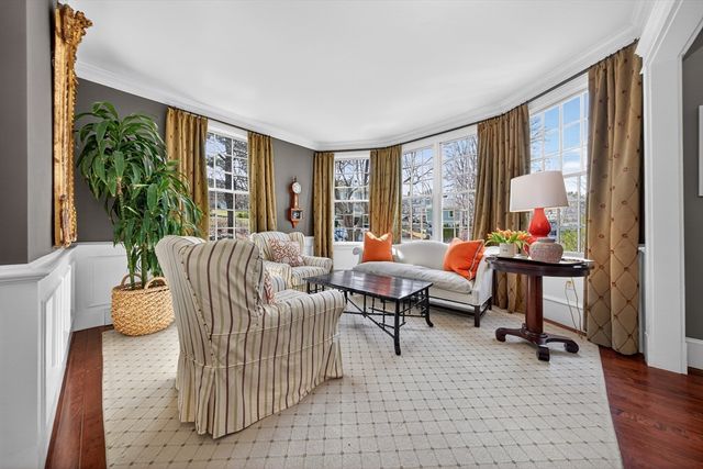 12 Lafayette Ave, Hingham, MA 02043