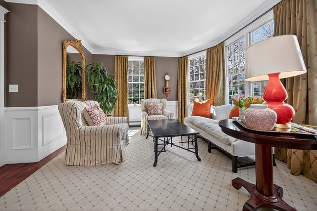 12 Lafayette Ave, Hingham, MA 02043