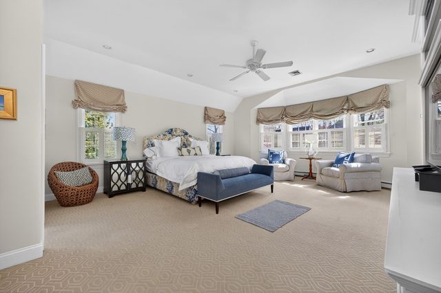 12 Lafayette Ave, Hingham, MA 02043