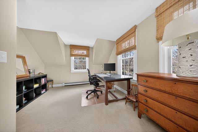 12 Lafayette Ave, Hingham, MA 02043