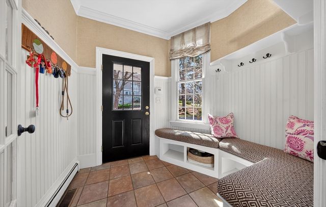 12 Lafayette Ave, Hingham, MA 02043