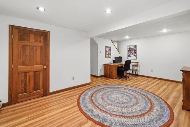 109 Lee St, West Boylston, MA 01583
