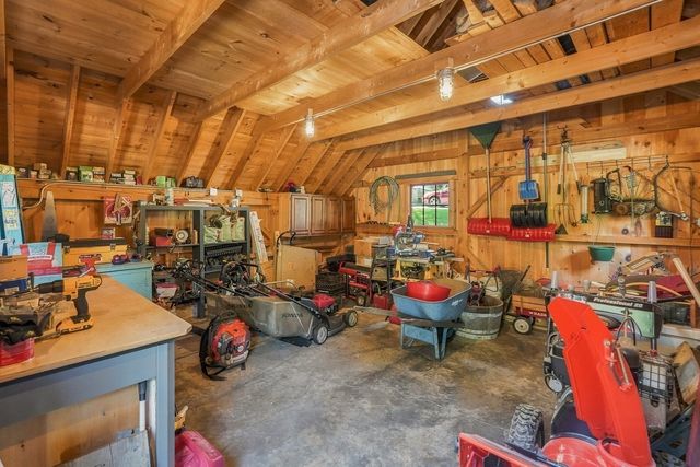 109 Lee St, West Boylston, MA 01583