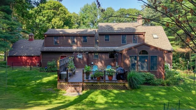 109 Lee St, West Boylston, MA 01583
