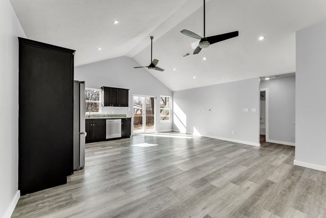 6005 Glenwood Drive, Merriam Woods, MO 65740