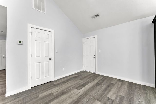 6005 Glenwood Drive, Merriam Woods, MO 65740