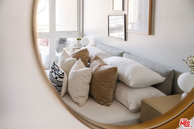 7428 Santa Monica Boulevard 202, West Hollywood, CA 90046