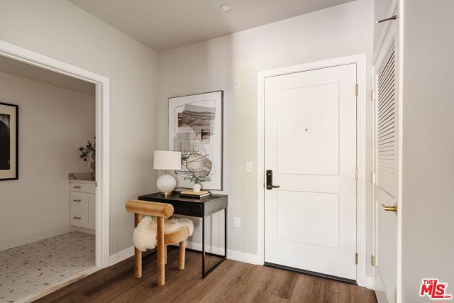 7428 Santa Monica Boulevard 202, West Hollywood, CA 90046