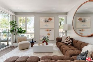 7428 Santa Monica Boulevard 202, West Hollywood, CA 90046