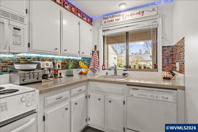 1534 Madras St SE, Salem, OR 97306