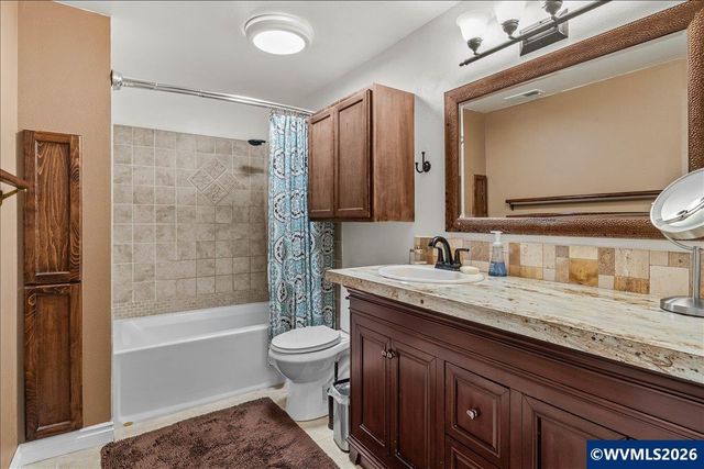 1534 Madras St SE, Salem, OR 97306