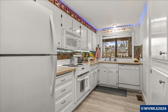 1534 Madras St SE, Salem, OR 97306