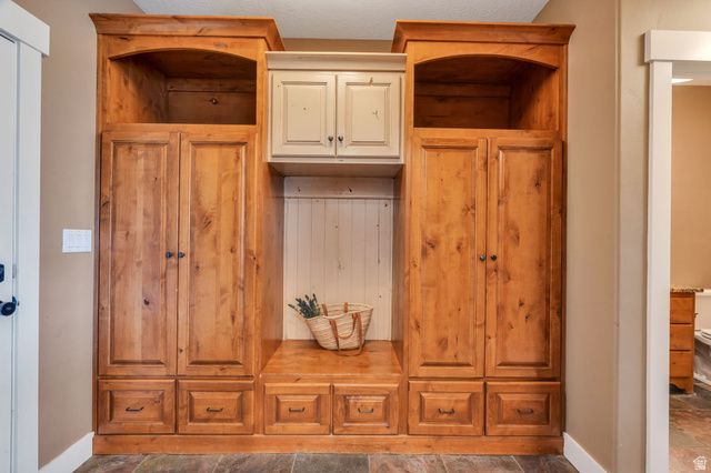 1355 W 1000 S, Mapleton, UT 84664