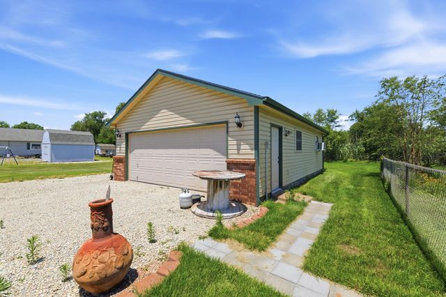 400 E Gordon Bennett Dr., Haysville, KS 67060