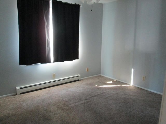 15875 W Marietta DRIVE, New Berlin, WI 53151