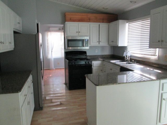 15875 W Marietta DRIVE, New Berlin, WI 53151