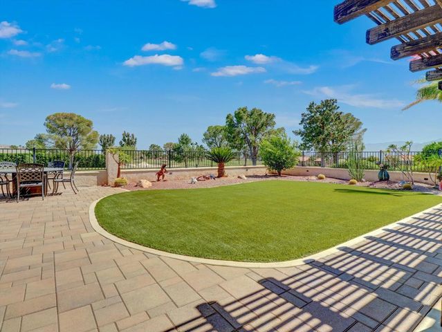 64743 Pinehurst, Desert Hot Springs, CA 92240