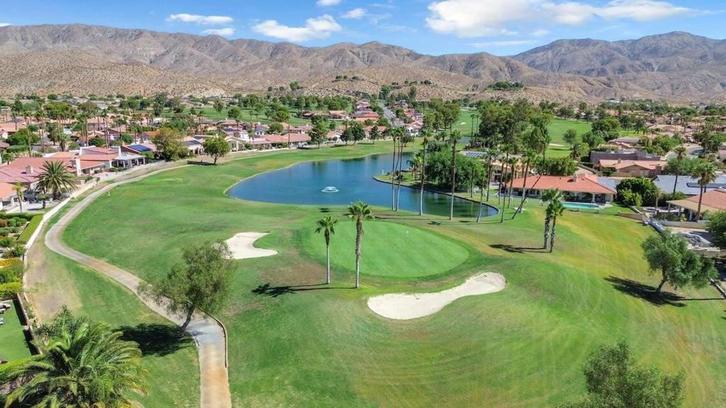 Image 47 of property listing at 64743 Pinehurst, Desert Hot Springs, CA 92240