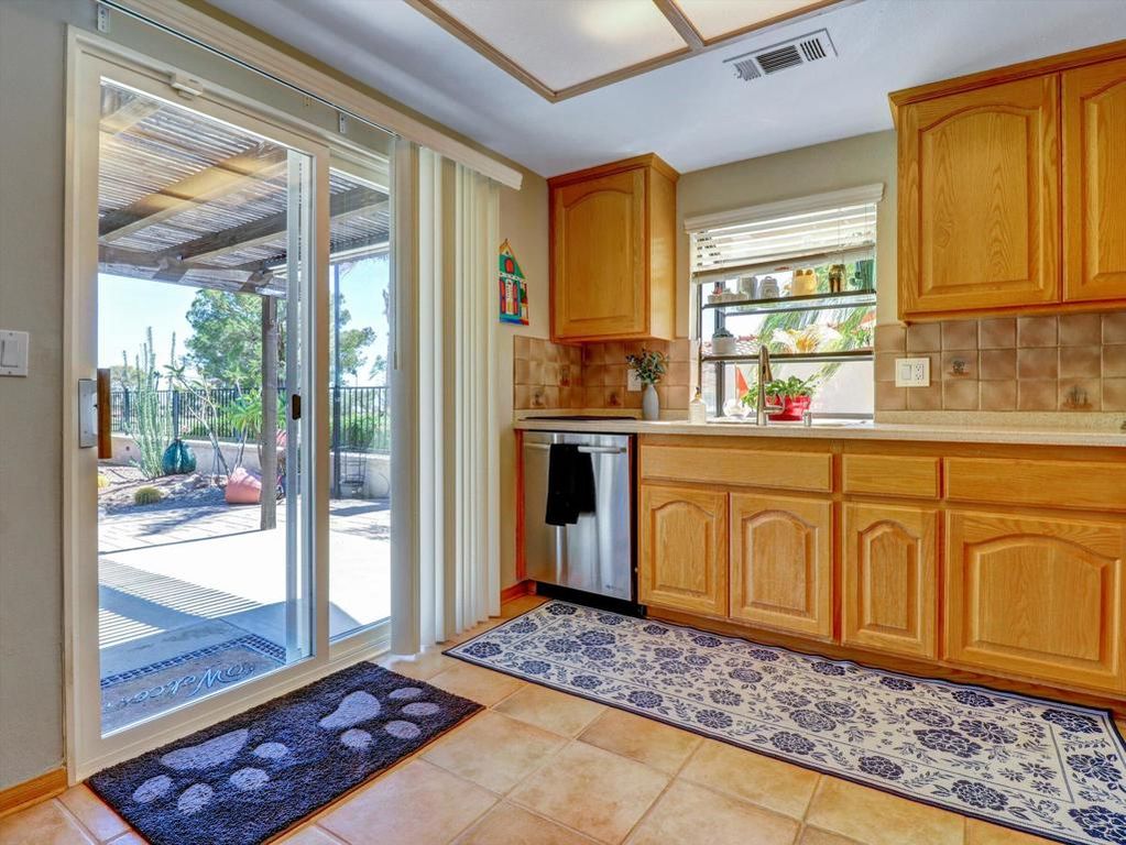 Image 9 of property listing at 64743 Pinehurst, Desert Hot Springs, CA 92240