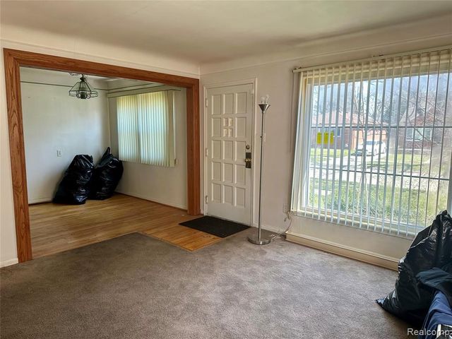 11465 Leverne Road, Redford, MI 48239