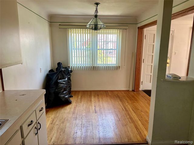 11465 Leverne Road, Redford, MI 48239