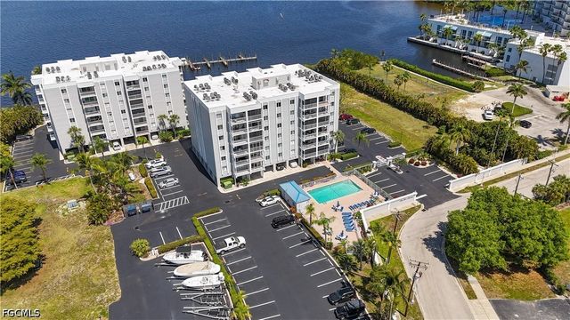 2885 Palm Beach BLVD 507, Fort Myers, FL 33916