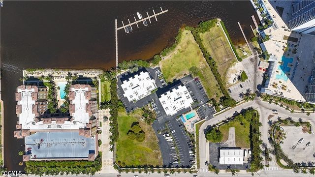 2885 Palm Beach BLVD 507, Fort Myers, FL 33916