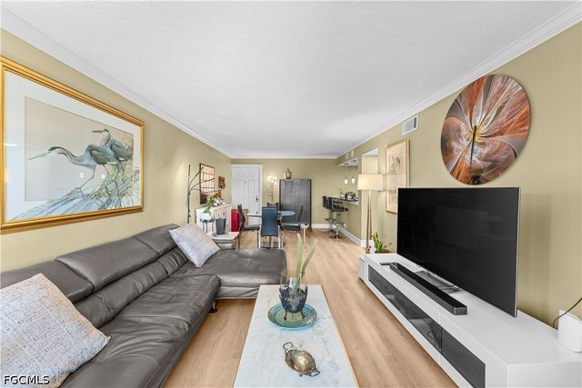 2885 Palm Beach BLVD 507, Fort Myers, FL 33916
