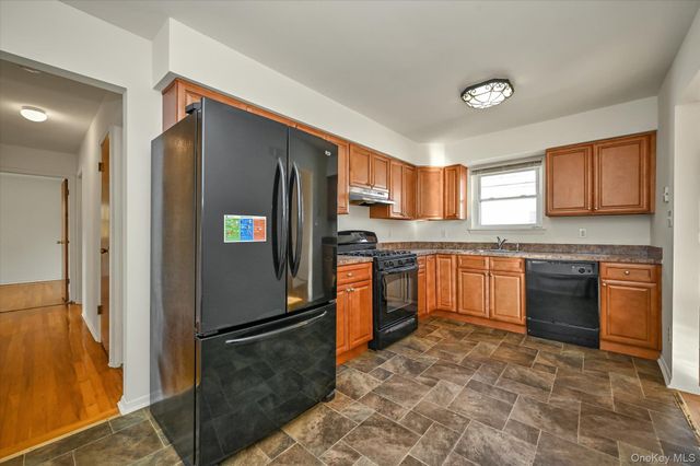 146-43 27th Avenue, Flushing, NY 11354