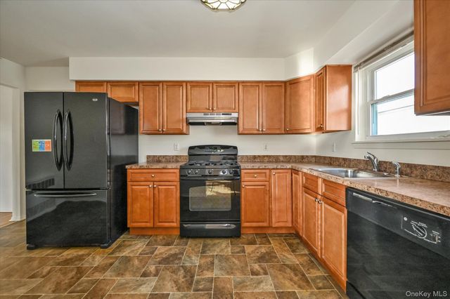 146-43 27th Avenue, Flushing, NY 11354