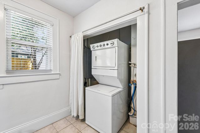 1612 S Tryon Street, Charlotte, NC 28203