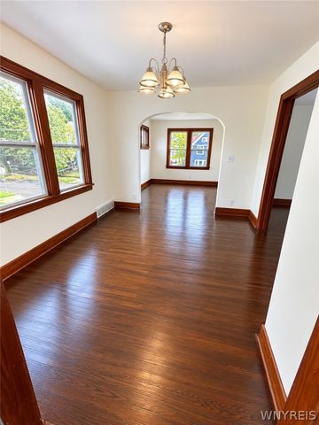 66 California Street, Buffalo, NY 14213