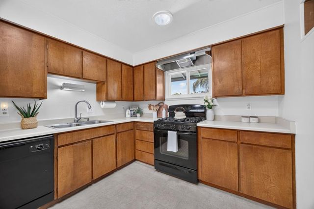 4305 Figwood Way, Sacramento, CA 95864