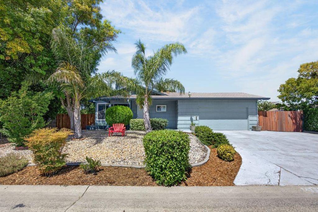 4305 Figwood Way, Sacramento, CA 95864
