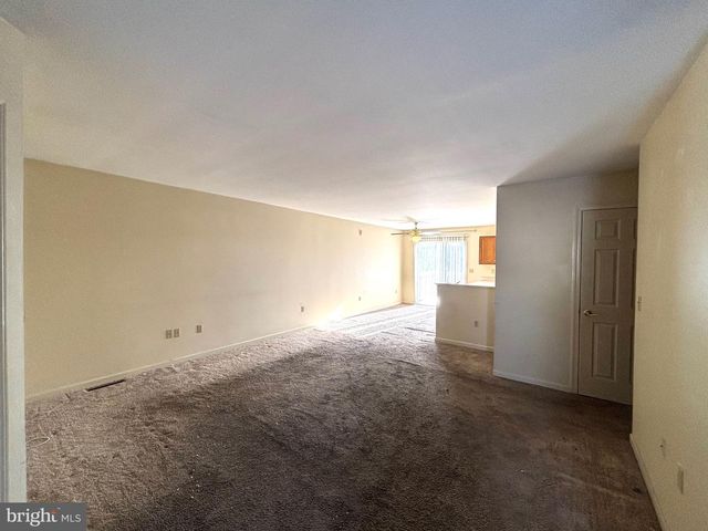 7225 CAPITAL DR, Harrisburg, PA 17111