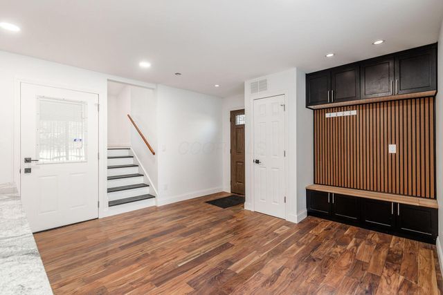 3535 Sunset Drive, Upper Arlington, OH 43221