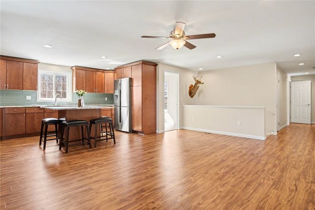 83 Hawthorne Drive, Ogden, NY 14559