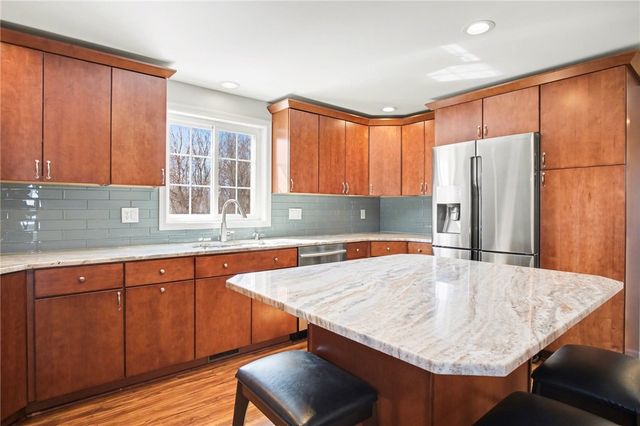 83 Hawthorne Drive, Ogden, NY 14559