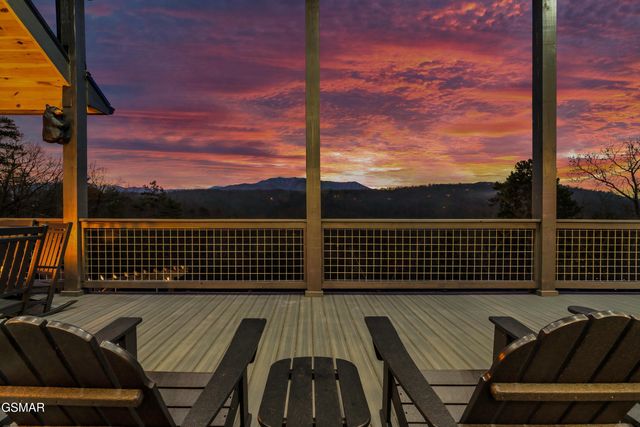 4875 Settlers View Lane, Sevierville, TN 37862