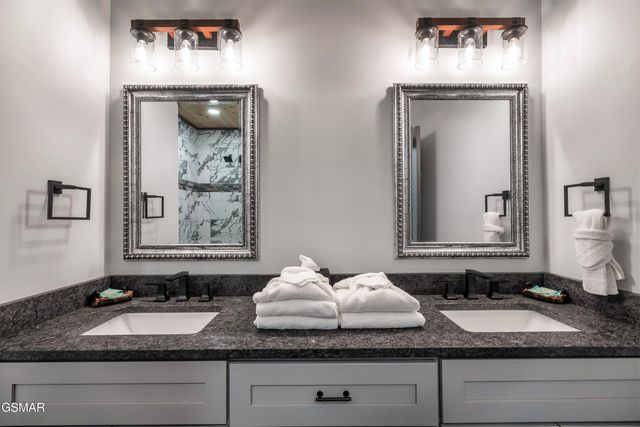 4875 Settlers View Lane, Sevierville, TN 37862